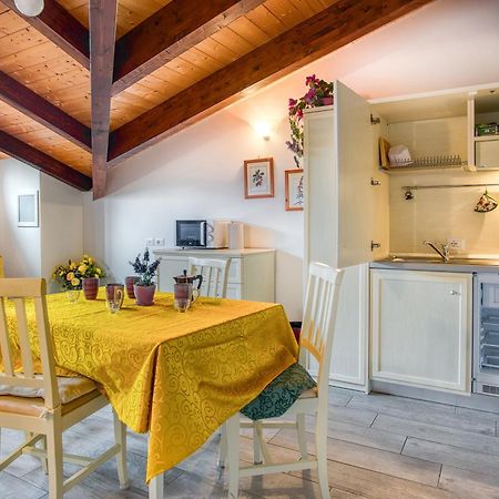 Casavacanzelemore - Casa Zoe Valfabbrica Екстериор снимка