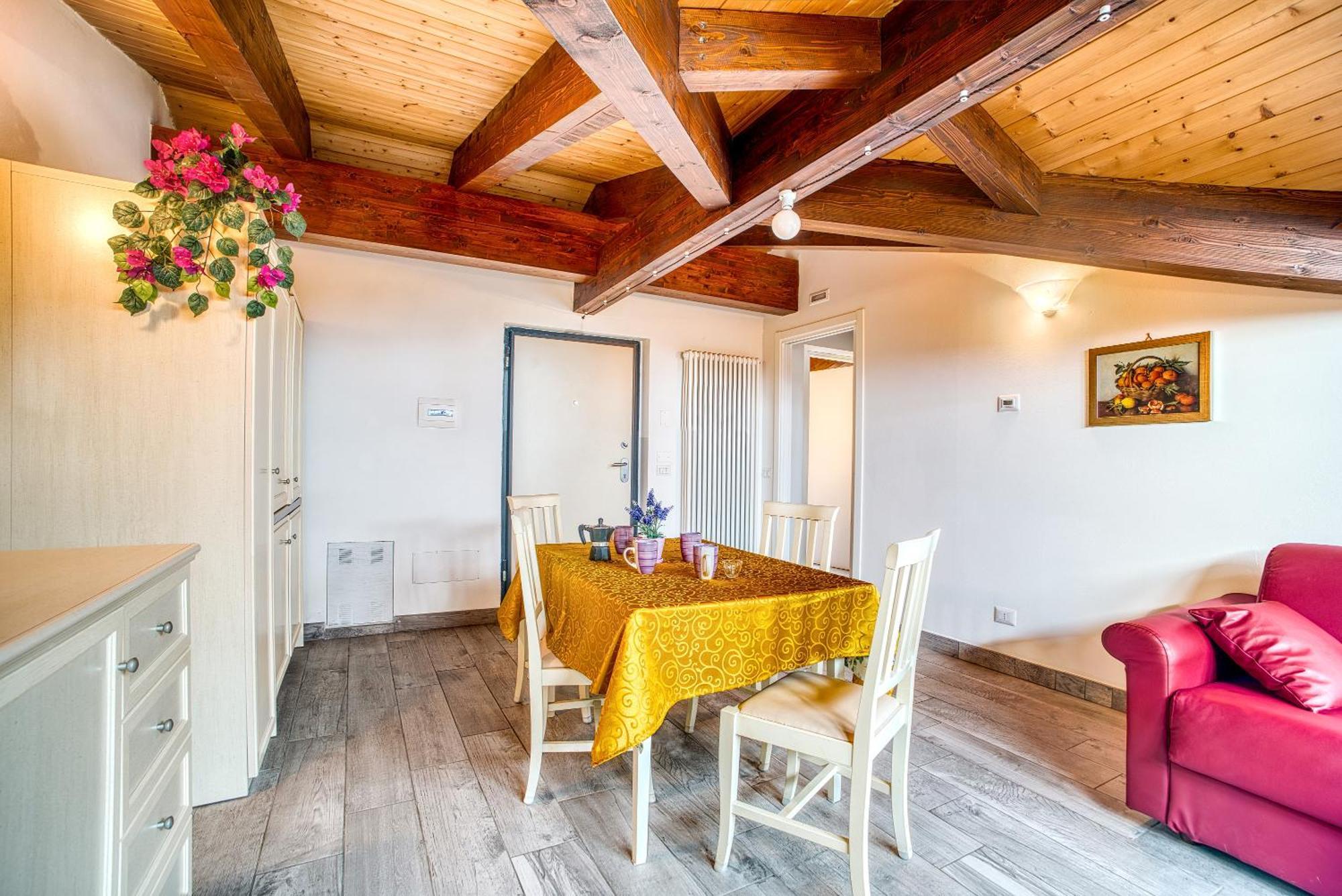 Casavacanzelemore - Casa Zoe Valfabbrica Екстериор снимка