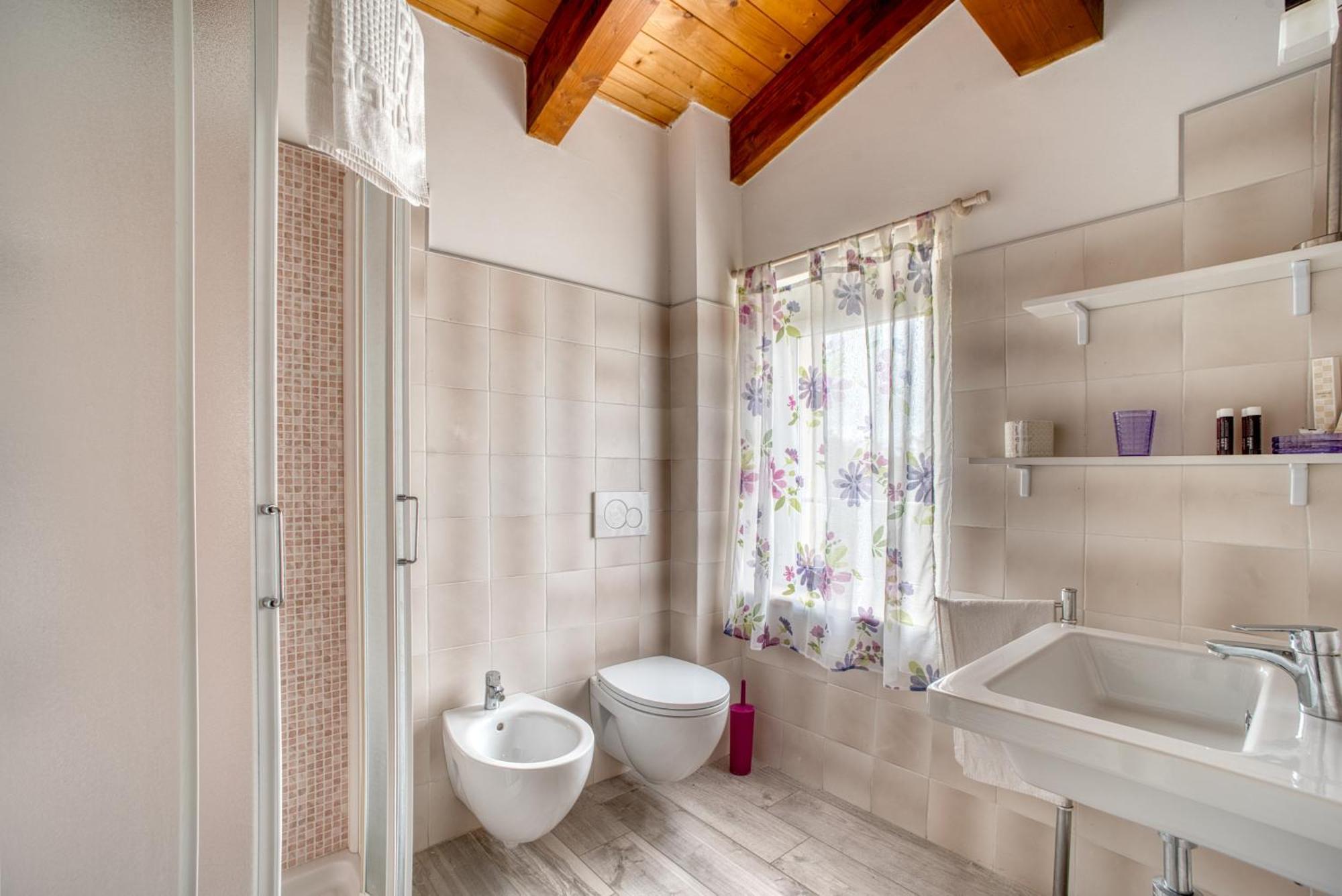 Casavacanzelemore - Casa Zoe Valfabbrica Екстериор снимка